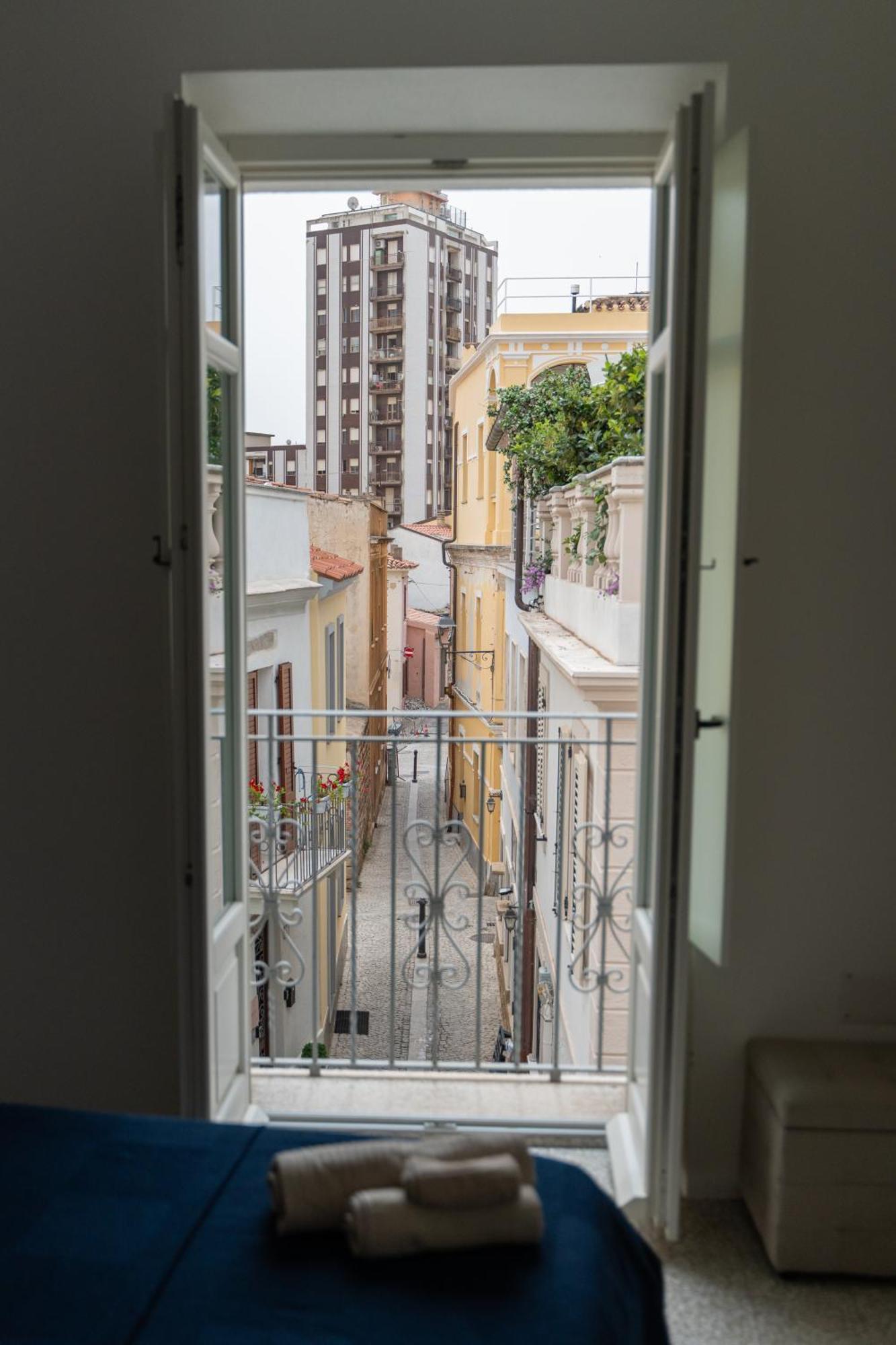 奧爾比亞Palazzo Iolei - Zia Lidia公寓 外观 照片